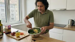 Svěží tabulé s granátovými zrny – a k tomu hovězí, které udělá efekt